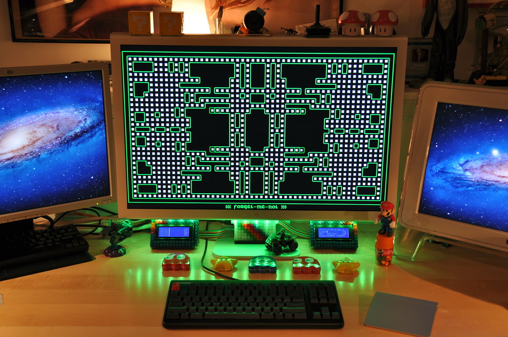 大人向けゲーミングPCデスク環境